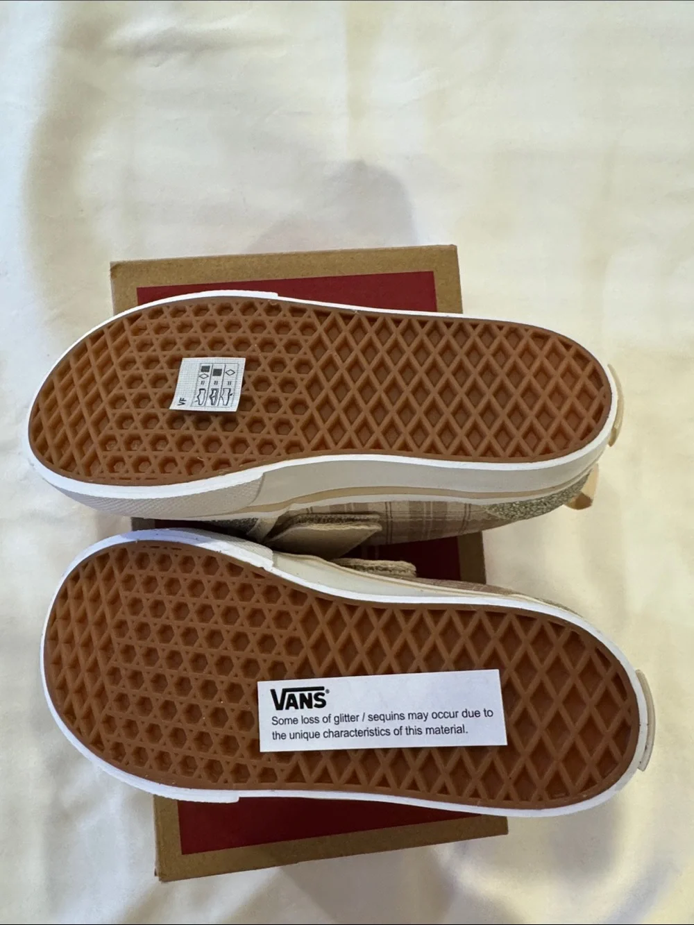 Vans Kids Slip-On V Sneakers in Gold Glitter and Pink Plaid 8.5 Toddler